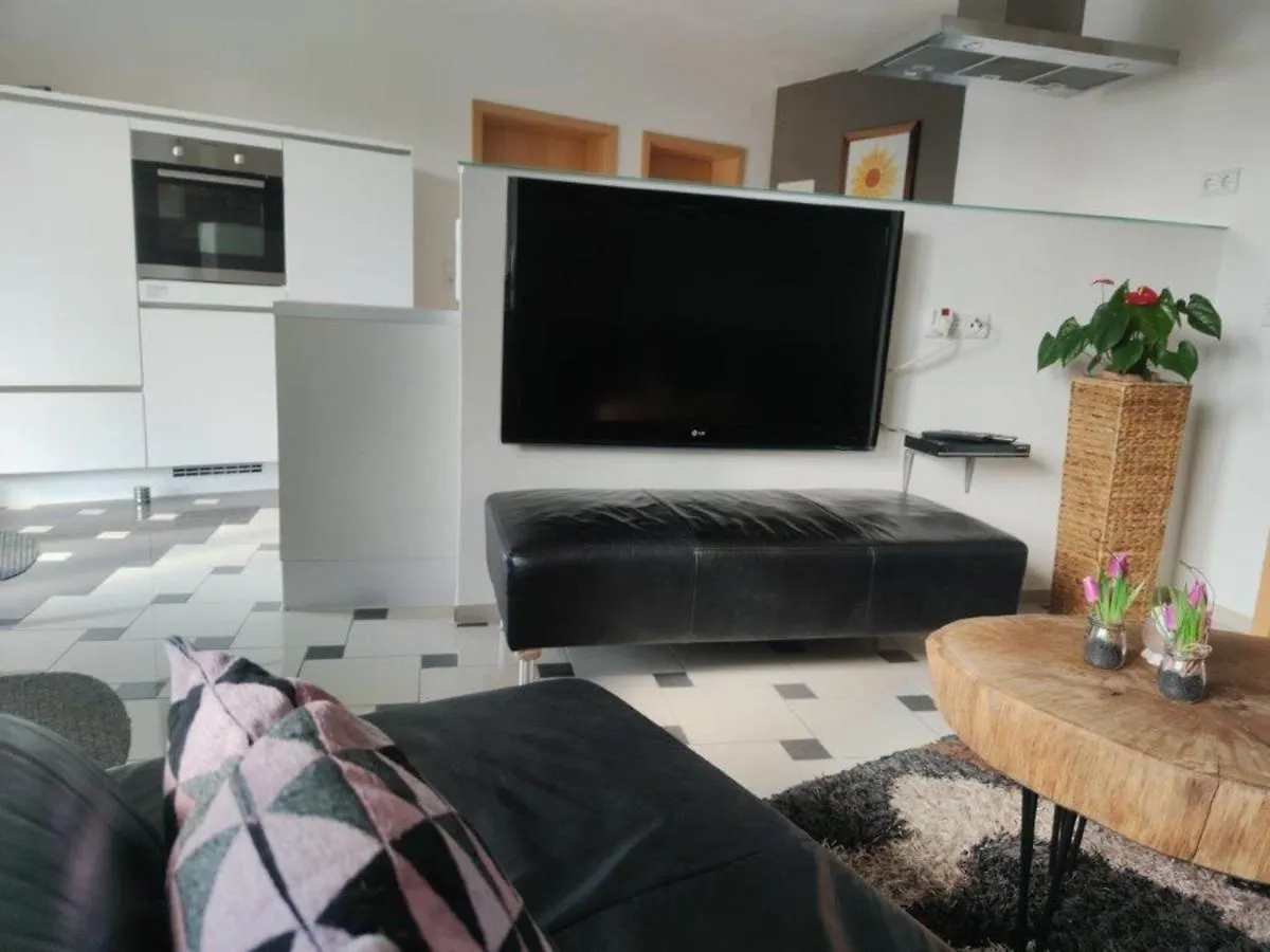 Apartment Ferienwohnung Stahl Muhr am See Germany